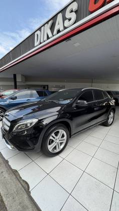 MERCEDES-BENZ GLA 200 1.6 CGI ENDURO 16V TURBO FLEX 4P AUTOMÁTICO MERCEDES-BENZ GLA 200 1.6 CGI ENDURO 16V TURBO FLEX 4P AUTOMÁTICO